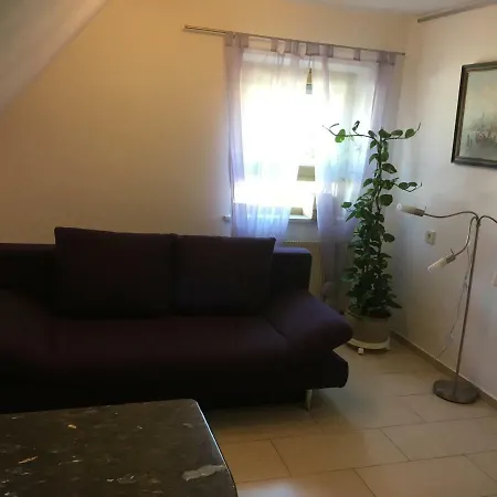 Augsburg-bergheim E. דירה *